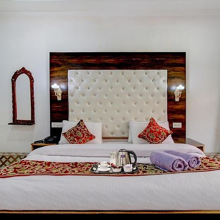 Hotel Royal Hameed Srinagar  Bagian luar foto