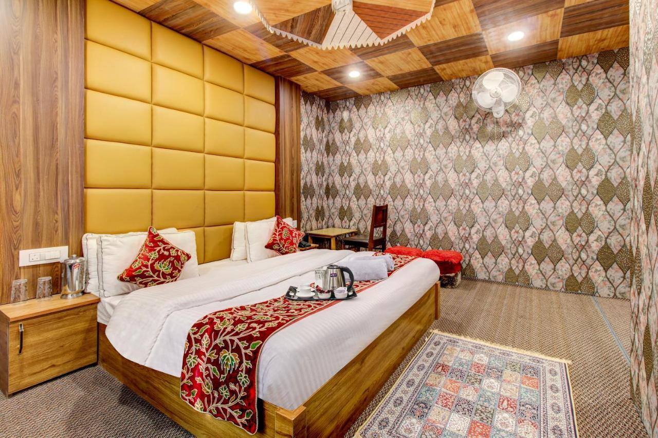 Hotel Royal Hameed Srinagar  Bagian luar foto