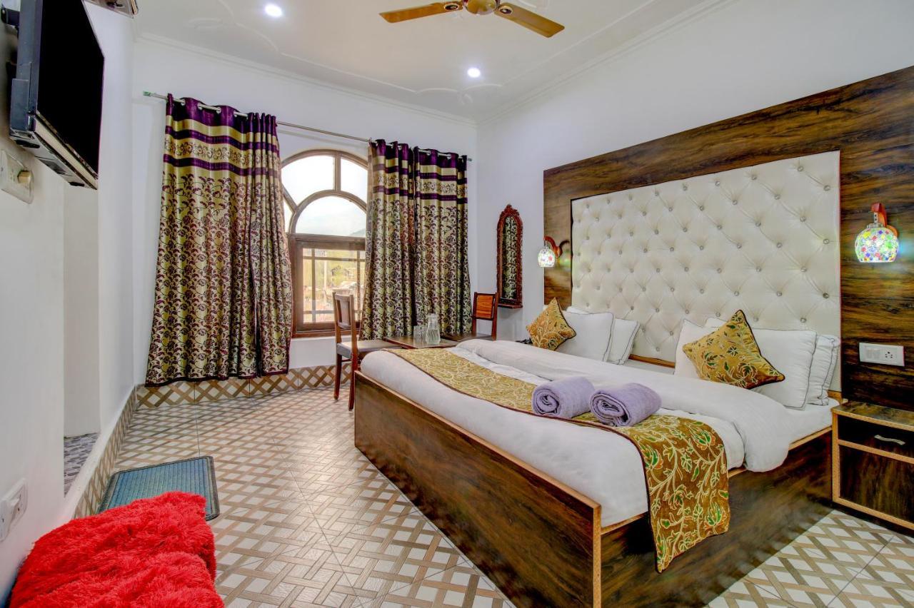 Hotel Royal Hameed Srinagar  Bagian luar foto