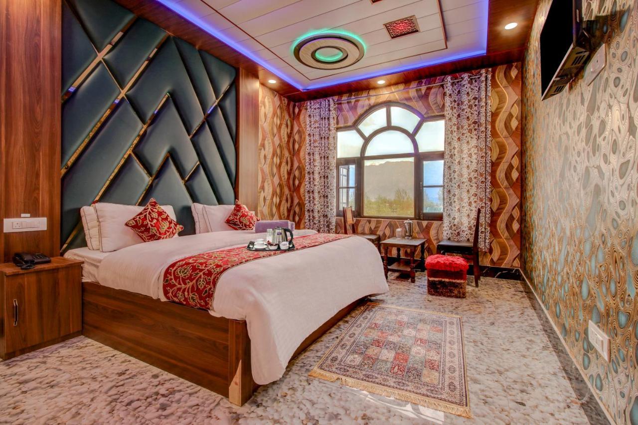 Hotel Royal Hameed Srinagar  Ruang foto
