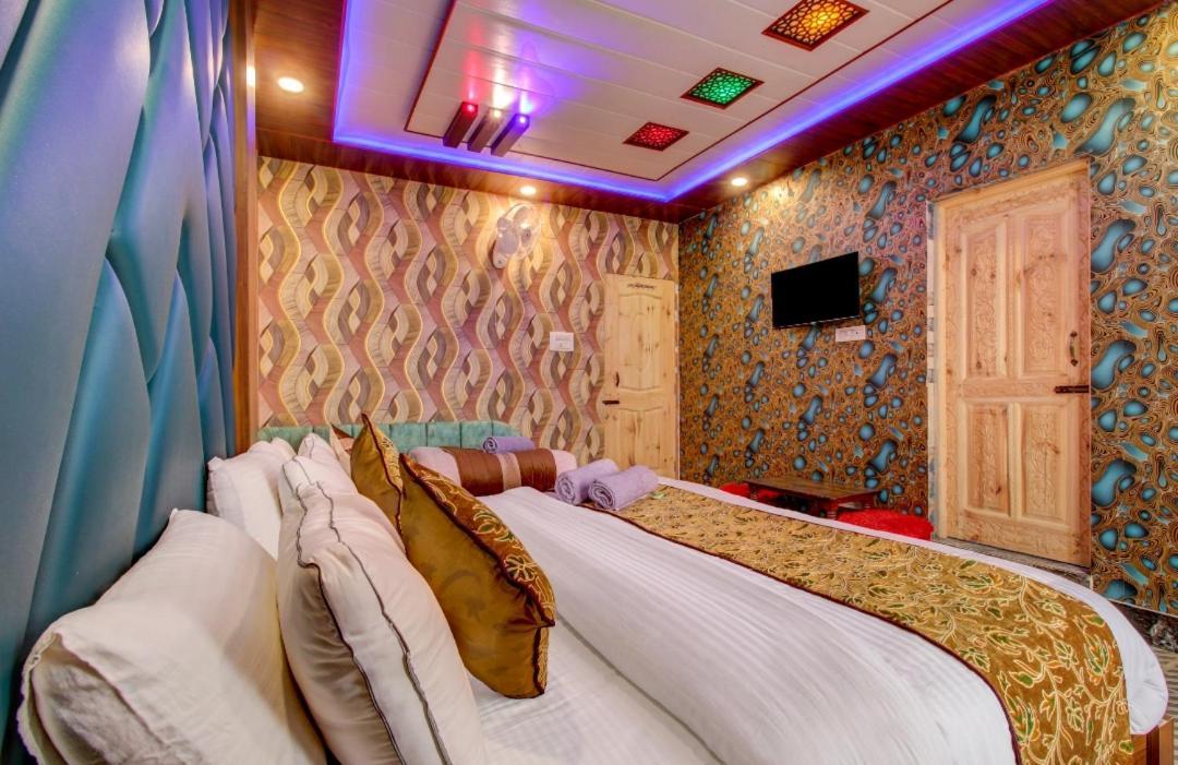Hotel Royal Hameed Srinagar  Ruang foto